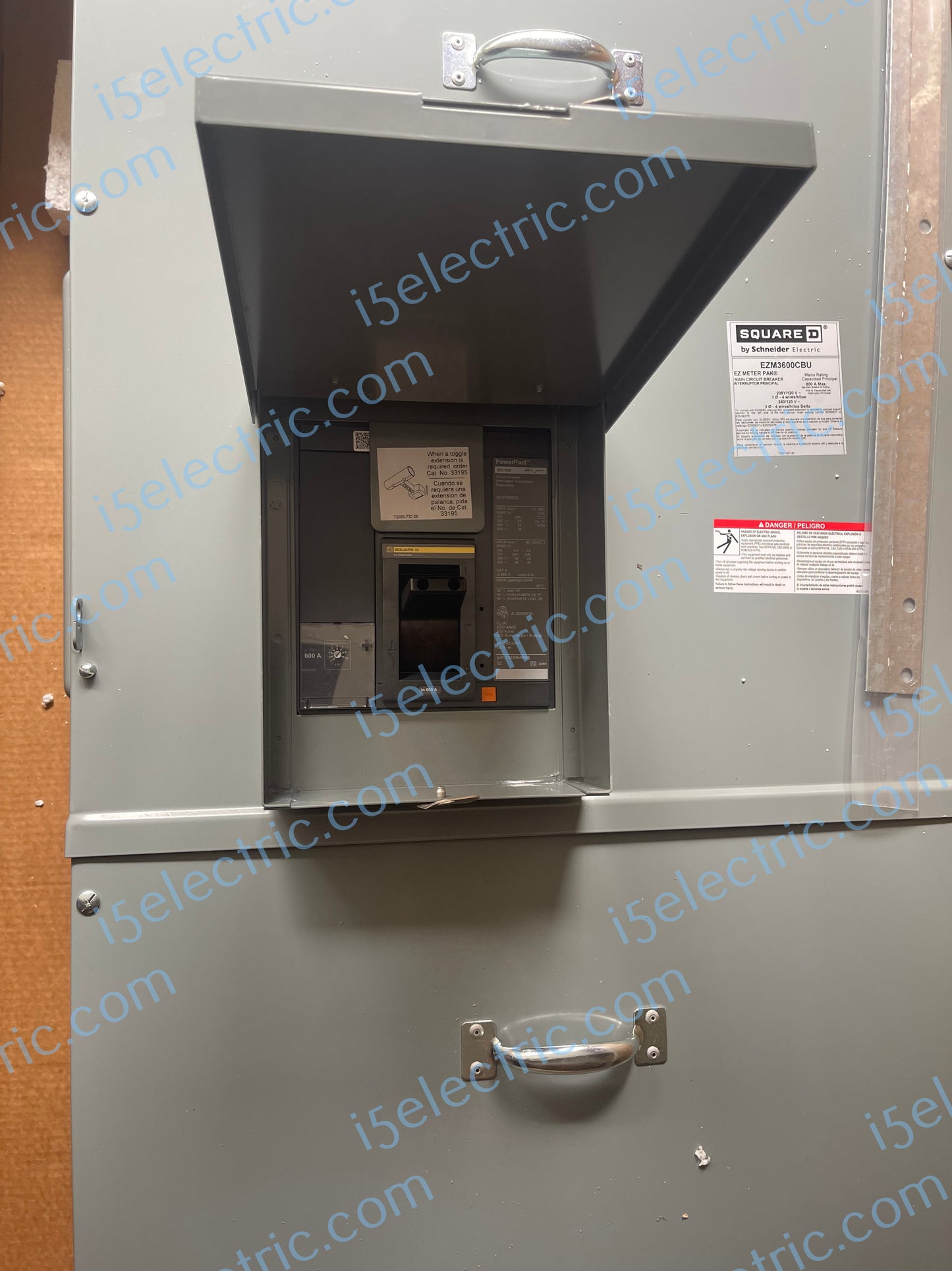 SQUARE D SCHNEIDER EZM3600CBU 600 AMP 3 PHASE 4 WIRE EZM METER MAIN CIRCUIT BREAKER EUSERC