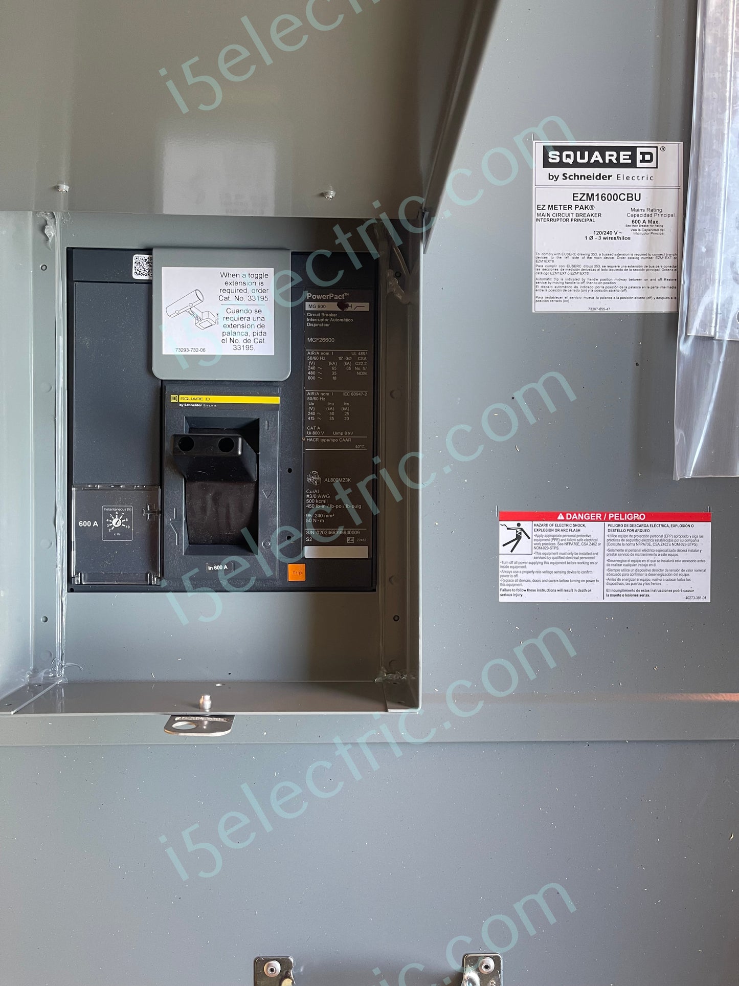 SQUARE D SCHNEIDER EZM1600CBU 600 AMP SINGLE PHASE EZM METER MAIN CIRCUIT BREAKER EUSERC