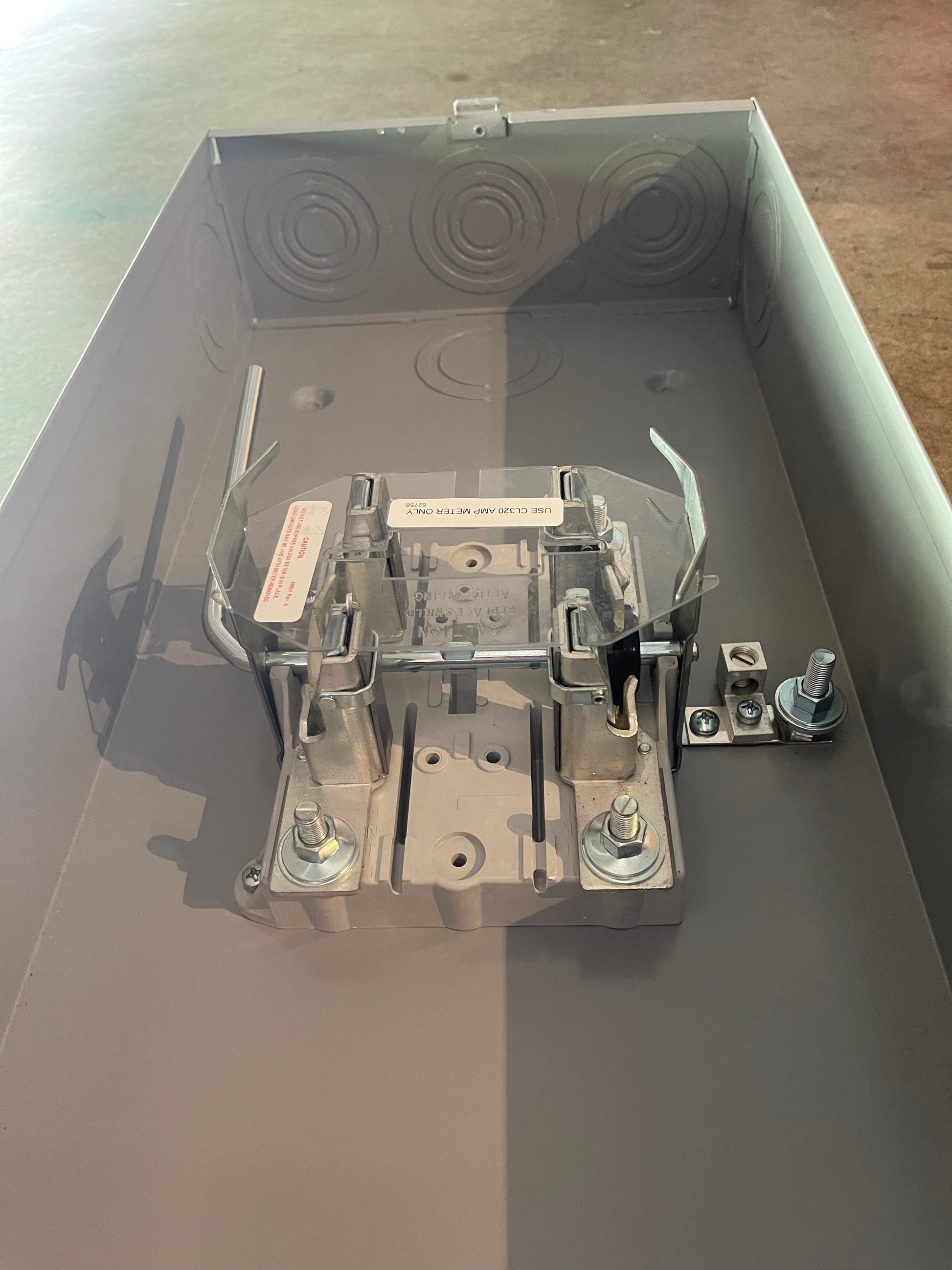 Siemens 400 / 320 Amp Meter Base / Socket Bundled w/ 2 200A Main Break ...
